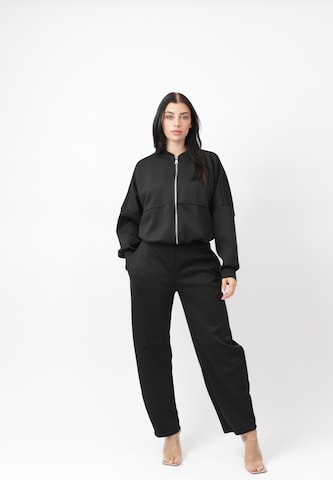 Survêtement Elara en noir : devant