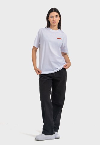 Oldskull T-Shirt 'Retro Pixel Lady' in Weiß