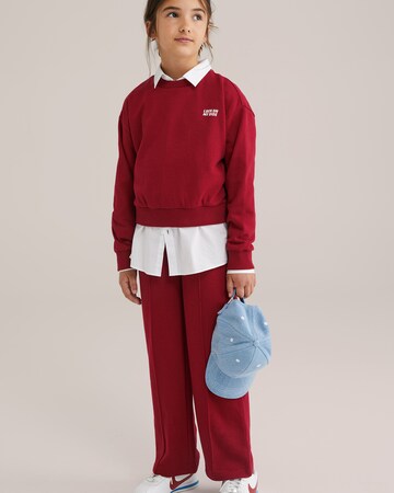 WE Fashion Свитшот в Красный