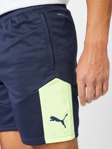 Regular Pantaloni sport de la PUMA pe albastru