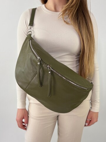 lePelou Gürteltasche 'CLARA' in Grün