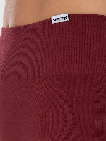 Smilodox Tapered Sportbroek ' Cetrina Pro ' in Rood