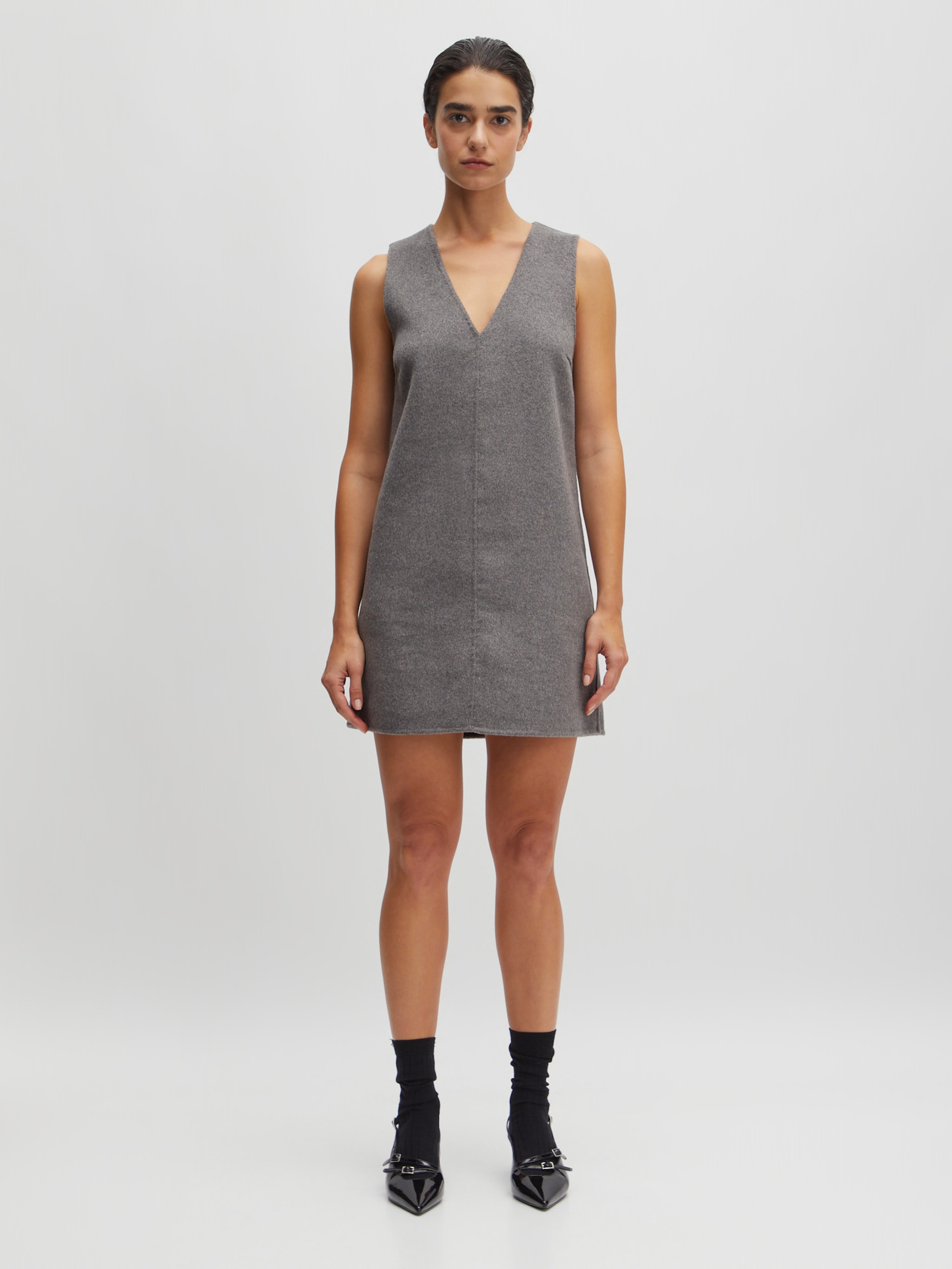 EDITED Produkte Kleid 'Xristina' grau