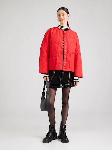 Veste mi-saison 'KAPSELI PIIRTO' Marimekko en rouge