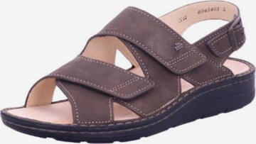 Finn Comfort Sandalen in Bruin: voorkant