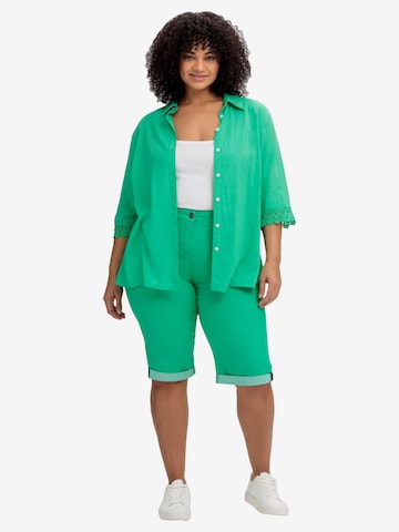 SHEEGO Regular Pants in Green