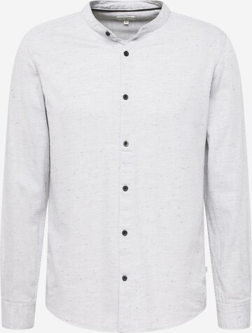 Coupe slim Chemise QS en blanc : devant