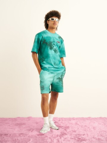 Pacemaker Regular Shorts 'Taha' in Blau