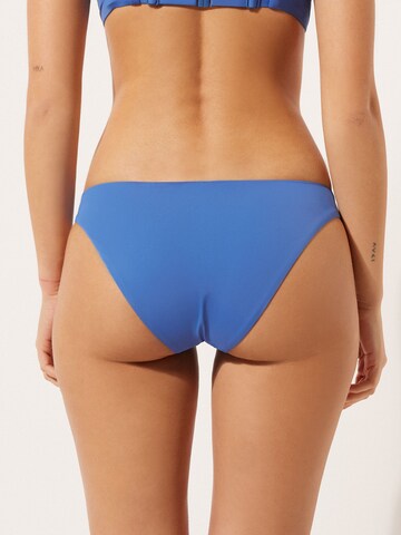 CALZEDONIA INDONESIA in Blau