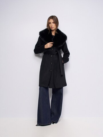 Manteau d’hiver Salsa Jeans en noir : devant