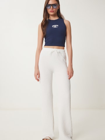 balta Happiness İstanbul Plačios klešnės Kelnės