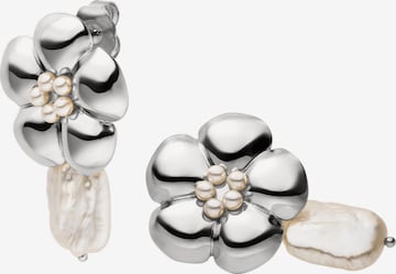 PURELEI - Brincos 'Floral Pearly' em prata: frente