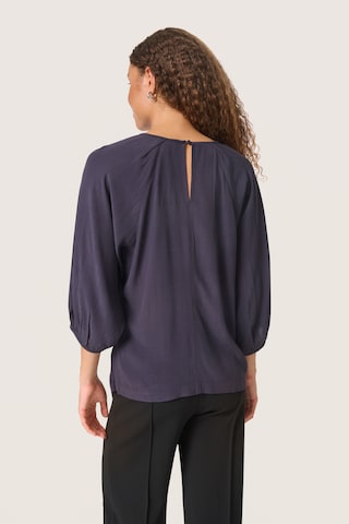 SOAKED IN LUXURY Blouse 'Valize' in Blue