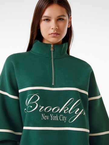 Sweat-shirt Bershka en vert