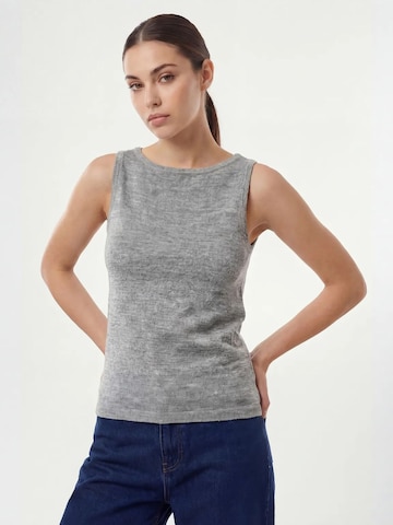 Haut 'Tanktops & Camis' Bigdart en gris : devant