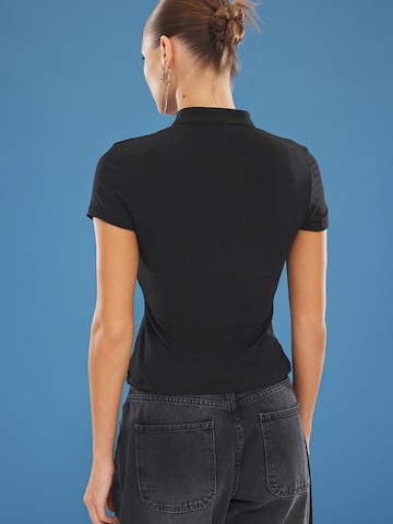 Trendyol Bluza | črna barva