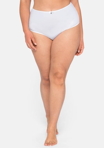 SHEEGO String in White: front