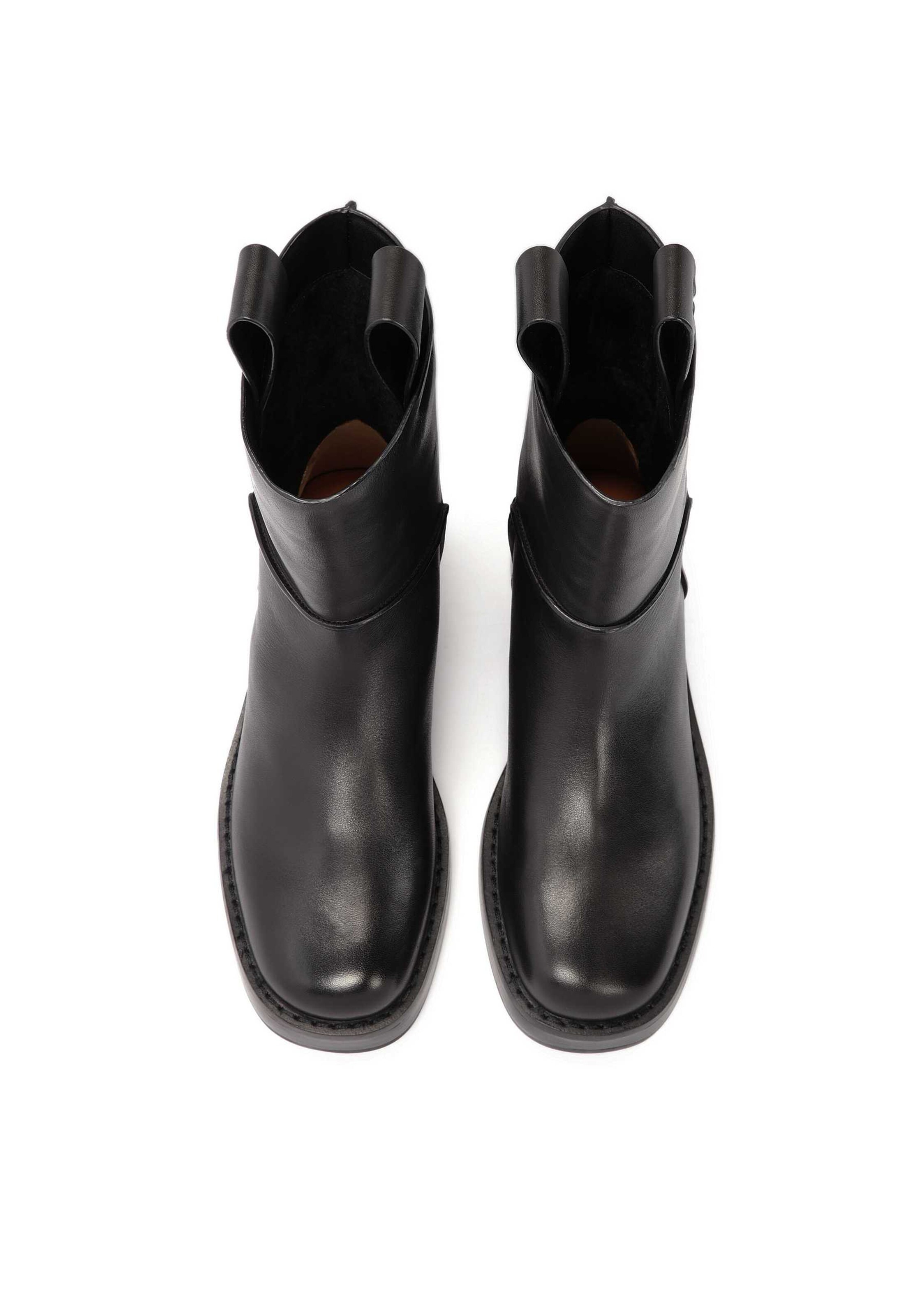 Kazar Studio Boot in Black ABOUT YOU