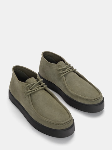 Scarpa stringata di Pull&Bear in verde