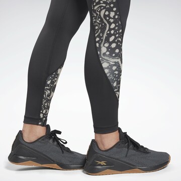 Reebok Skinny Športne hlače 'Modern Safari' | črna barva
