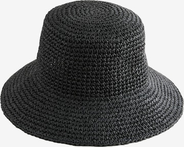 juoda Next Skrybėlaitė: priekis