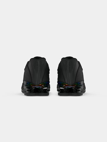 Nike Sportswear Låg sneaker 'Shox Z SE' i svart