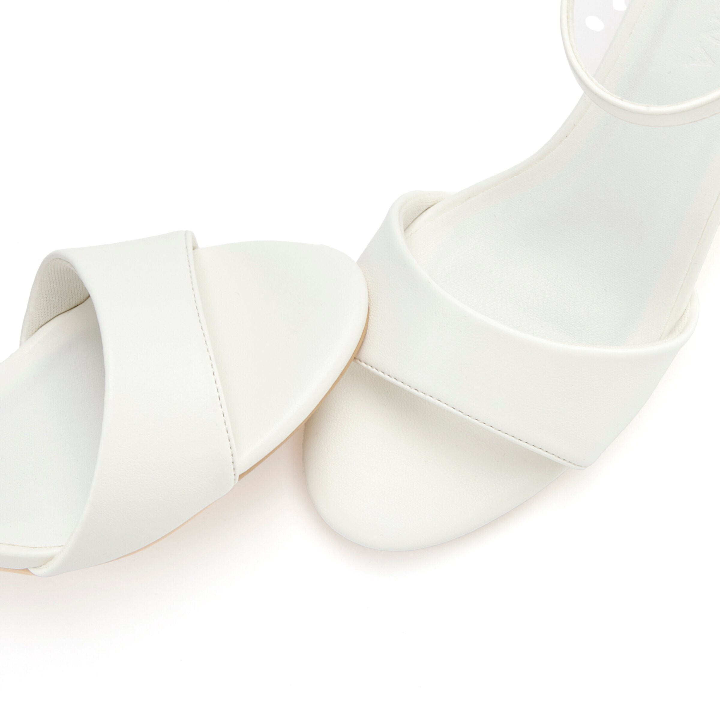 LASCANA Strap Sandals in White