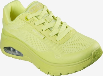 SKECHERS Sneaker in Grün: Vorderseite