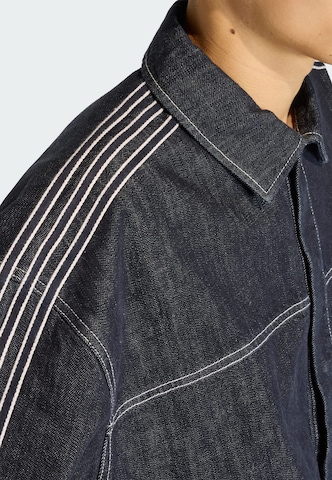 ADIDAS ORIGINALS Comfort fit Button Up Shirt in Blue