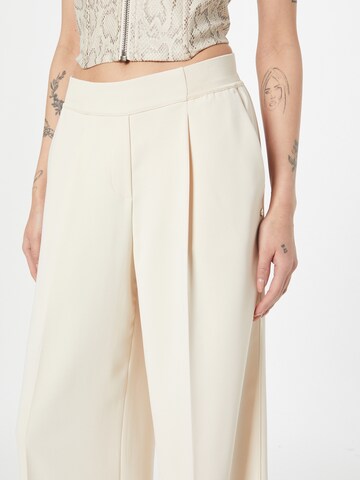 Marc Cain Wide Leg Plissert bukse i beige