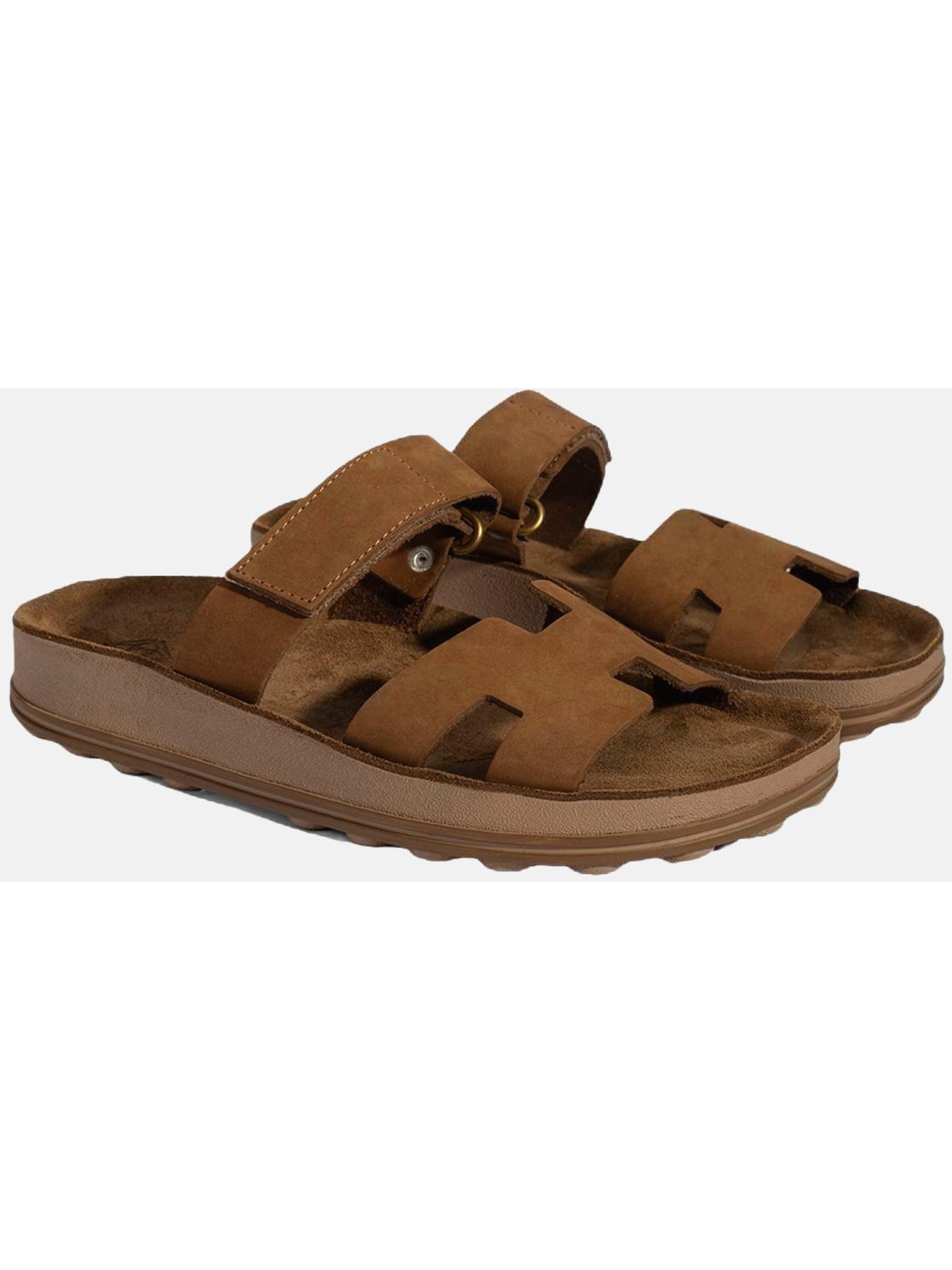 Desa Slippers in Brown