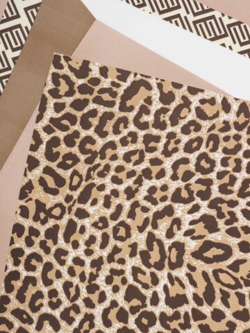 SAMAYA Wrap 'Batan' in Brown