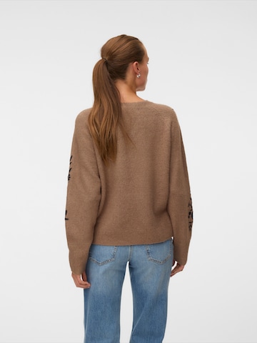 Pullover 'VMNEW FATIMA' di VERO MODA in marrone