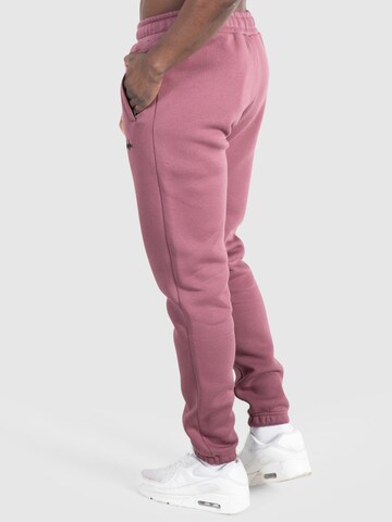 Smilodox Tapered Broek 'Kane' in Lila