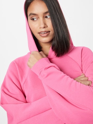 Liebesglück - Sweatshirt 'DAINA' em rosa