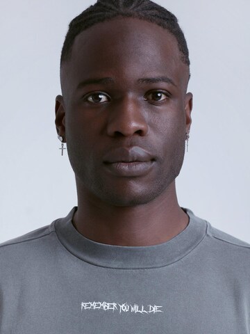 Remember you will die Shirt 'Kreuz' in Grey