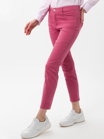 BRAX Skinny Jeans 'Shakira' in Roze: voorkant