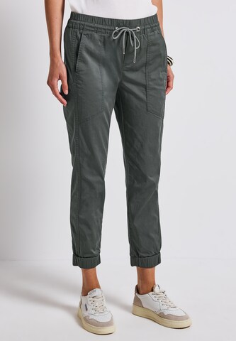 STREET ONE Slimfit Hose in Grün: Vorderseite