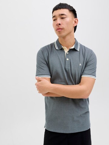 Maglietta 'JJEPaulos' di JACK & JONES in grigio