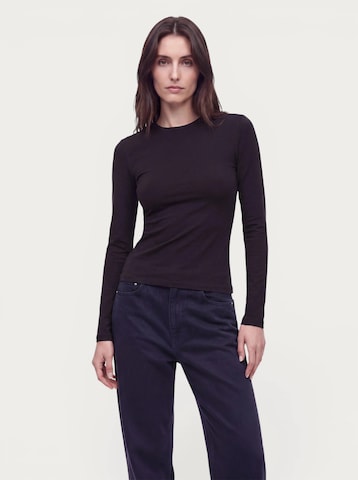 ATRE Shirts i sort: forside