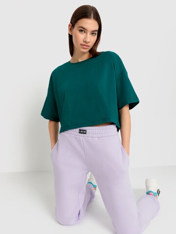 LSCN by LASCANA - Camiseta talla grande en verde: frente