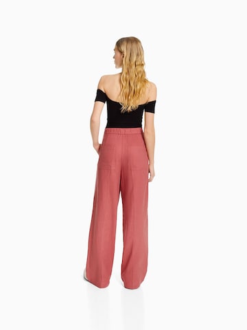Bershka Loose fit Trousers with creases in Red