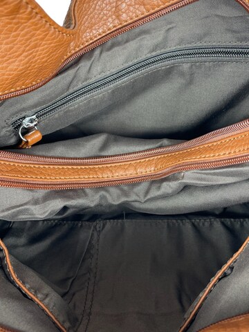 Kumixi Handtasche in Braun
