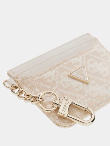 GUESS Case in Beige
