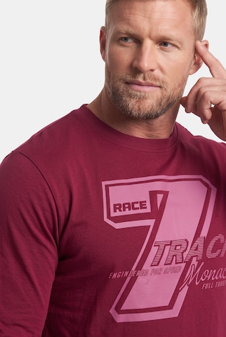 Men Plus Shirt in Red