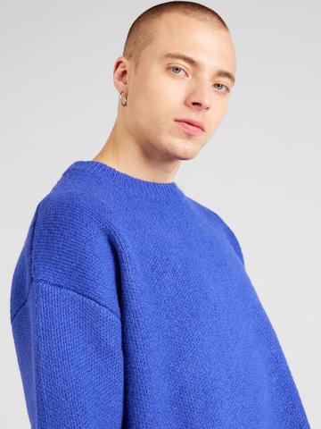 WEEKDAY Pullover 'Teo' in Blau