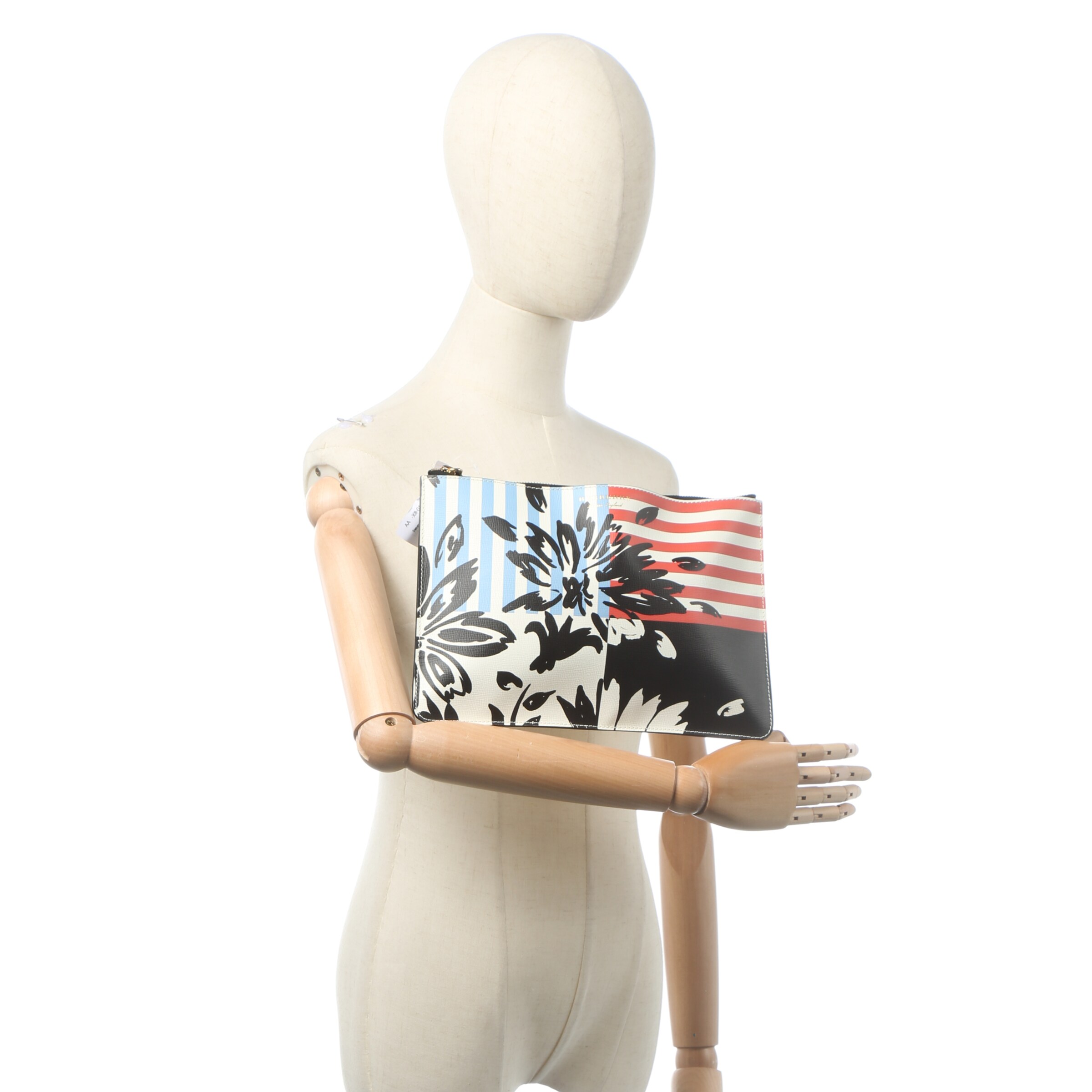 BURBERRY Bag in One size in Mixed colors