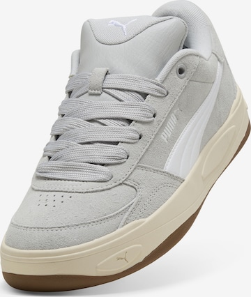 Chaussure de sport 'Park Lifestyle II' PUMA en gris : devant