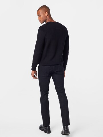 Coupe slim Jean GAP en noir