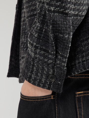 Abercrombie & Fitch Átmeneti dzseki - fekete